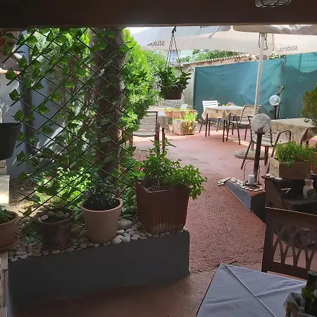 Sobe Anja Kır Evi *