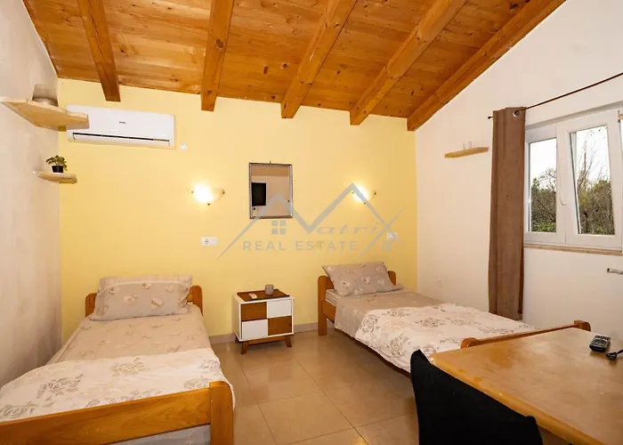 Landhuis Sobe Anja *